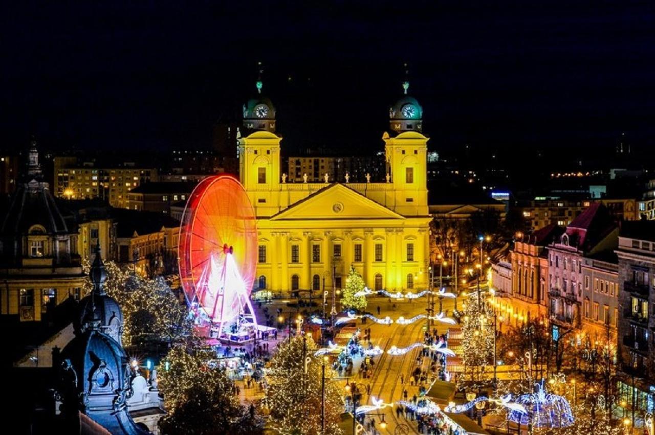 VárLak Apartman Debrecen Esterno foto