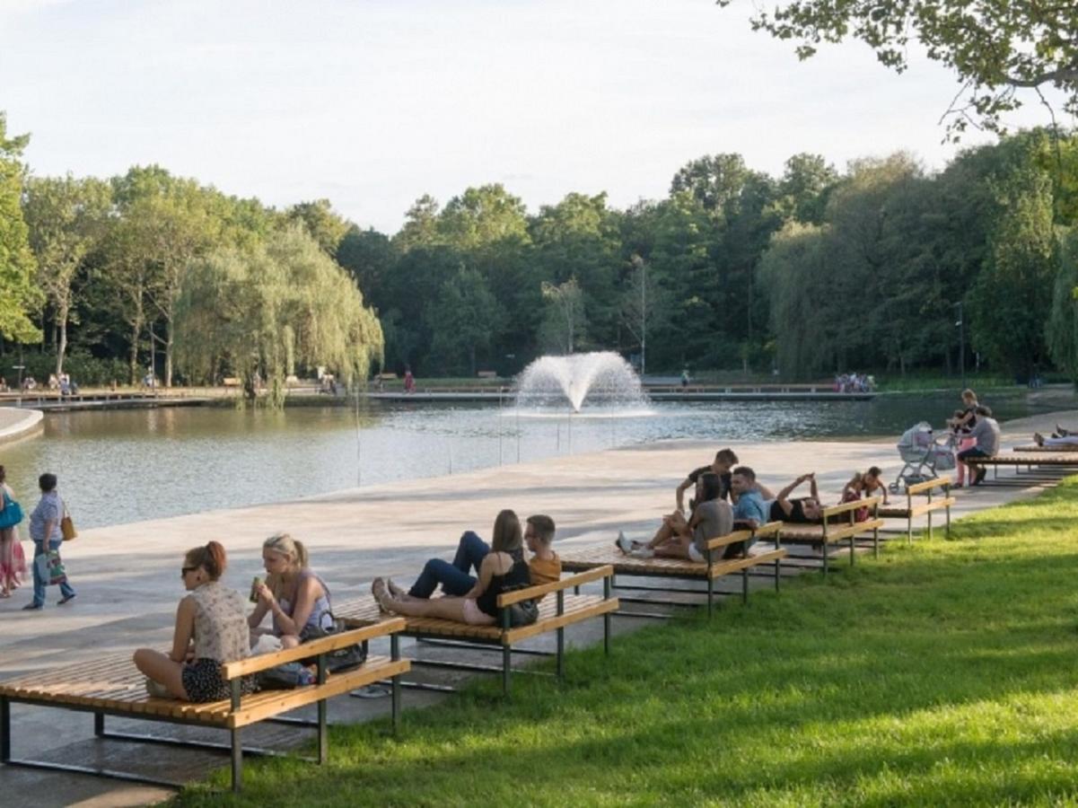 VárLak Apartman Debrecen Esterno foto